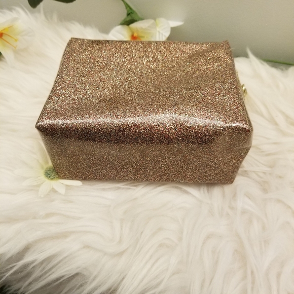 Small Gold Glitters Makeup Cosmetic Bag. - Picture 6 of 10